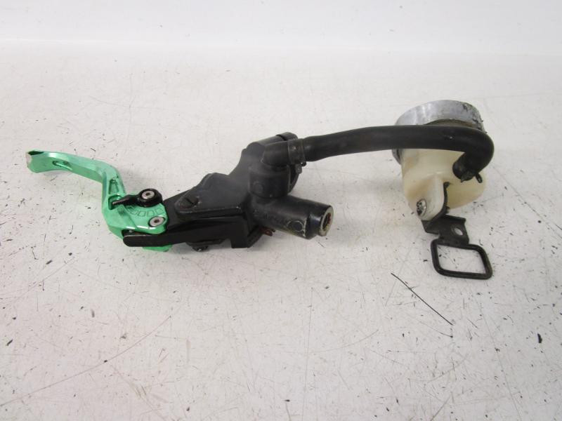 01 Kawasaki ZX 7R Ninja Front Brake Master Cylinder 43015-1577